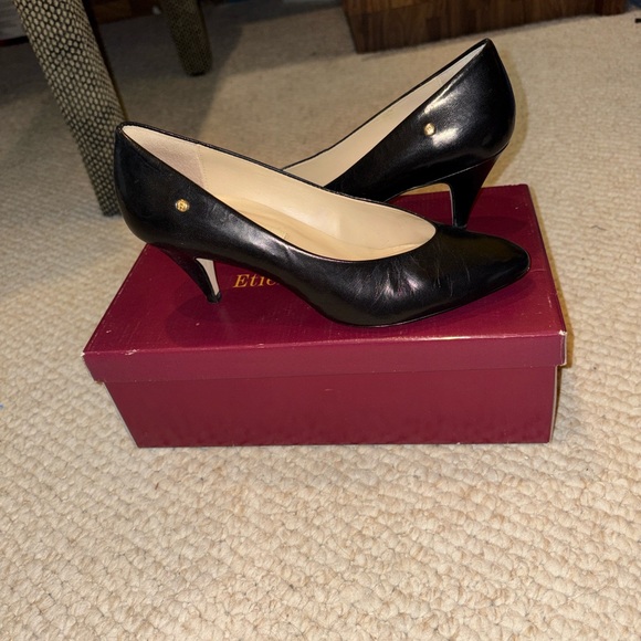 Etienne Aigner Classic Black Heels - Picture 1 of 8